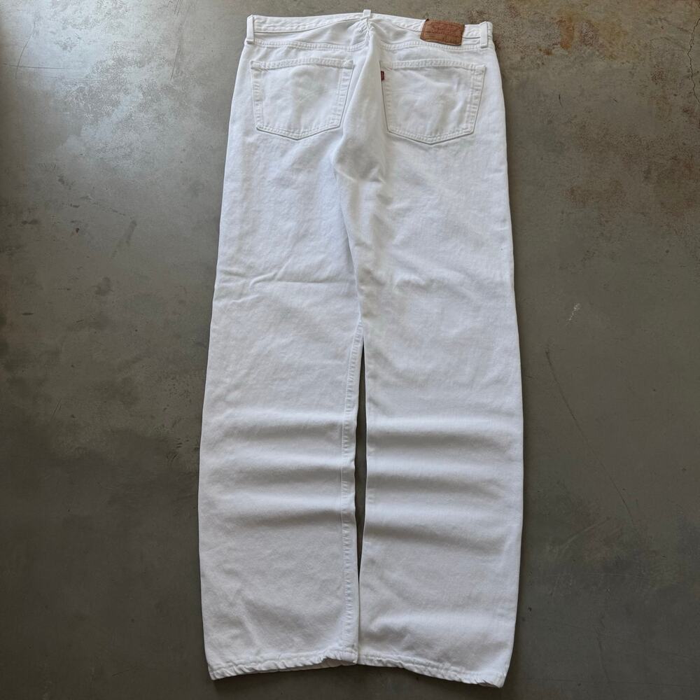 Vintage 90’s Levi’s 501 Straight Leg Classic White Jeans Size 36x34 Made in USA